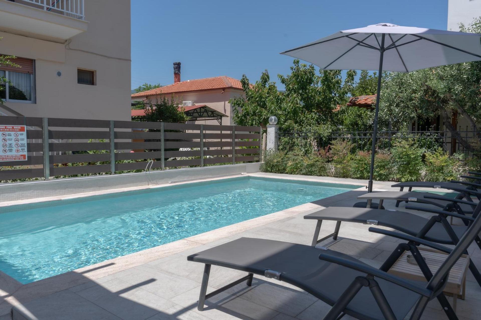 Sunshine Rooms And Suites Vrasná Kültér fotó